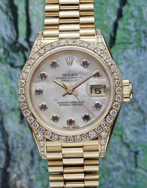 (image for) ROLEX LADY SIZE 18K GOLD OYSTER PERPETUAL DATEJUST - 69238